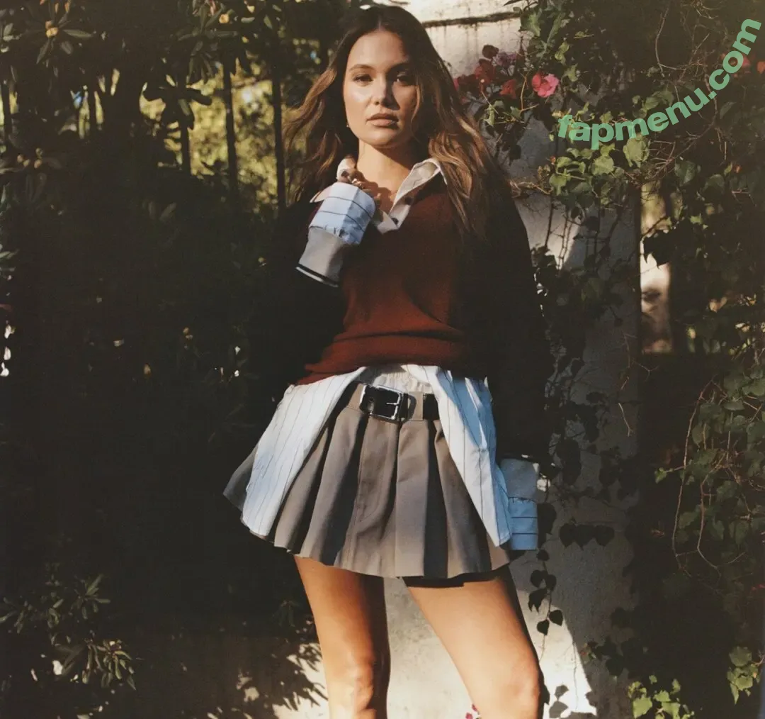 Olivia Holt nude photo #0899 (Non-Nude / Preview / olivia_holt)