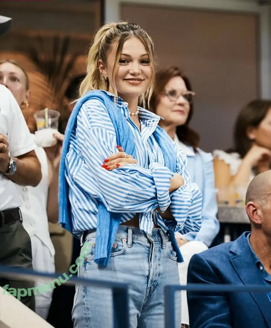 Olivia Holt nude photo #0908 (olivia_holt / wcrfcure)