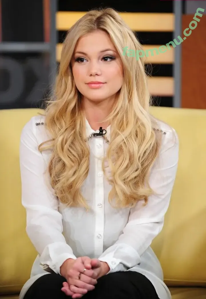 Olivia Holt nude photo #0914 (olivia_holt / wcrfcure)