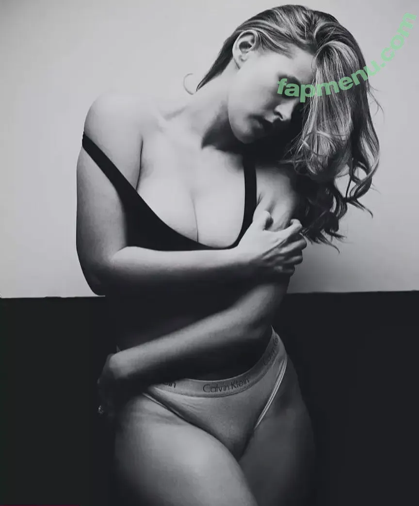 Olivia Howell nude photo #0008 (Olivia Howell Lewis / model_girlnextdoor / olivia.howell.lewis)