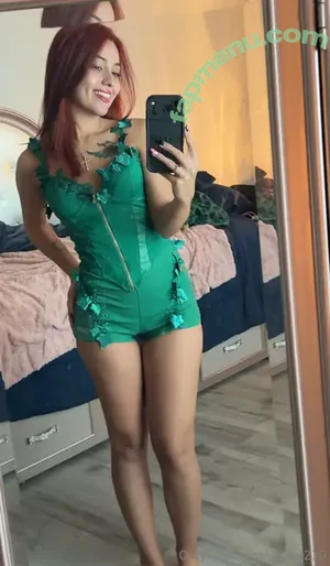 Olivia Jones / jonsie210 nude photo #0075