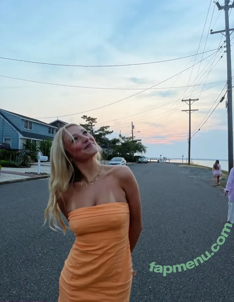 Olivia Juliano nude photo #0001 (oliviajulianoo)