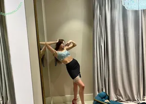 olivia_lemni / livmanni nude photo #0015