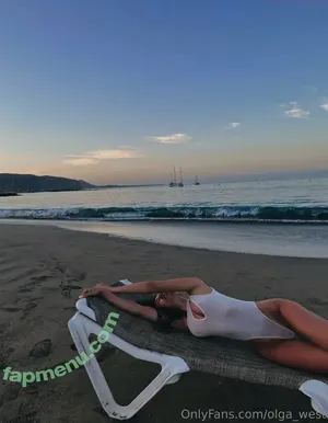 olivia_lemni / livmanni nude photo #0016