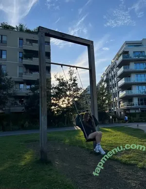 olivia_lemni / livmanni nude photo #0028