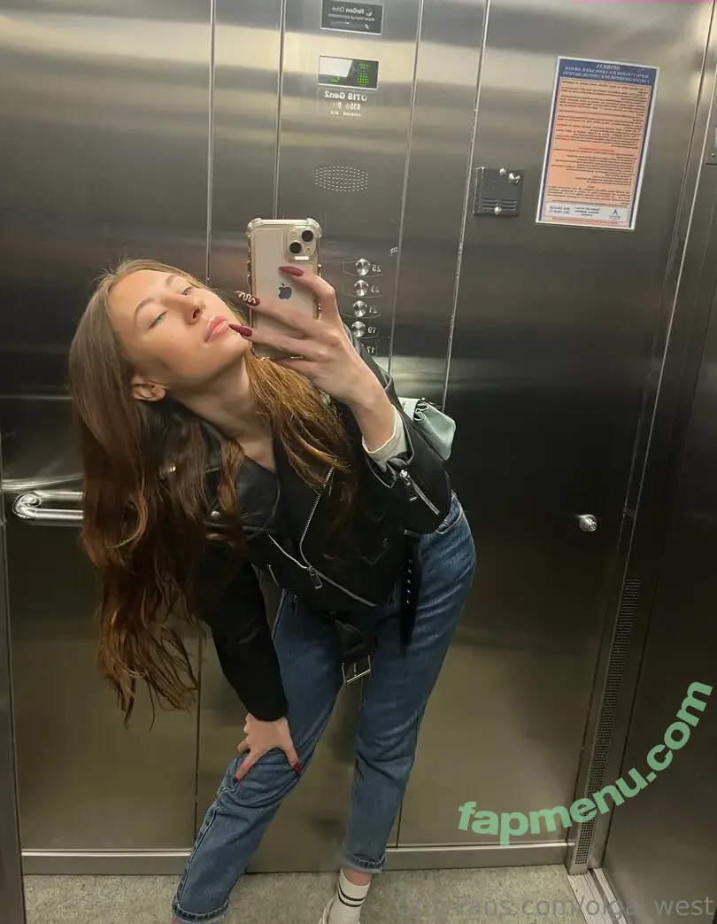 olivia_lemni nude photo #0017 (livmanni)