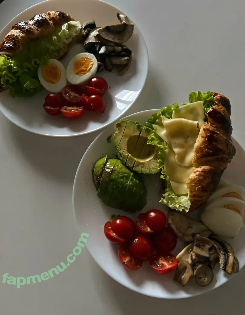 olivia_lemni nude photo #0020 (livmanni)