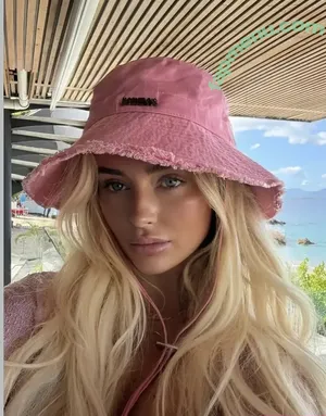 Olivia Mazukina / oliviamazukina nude photo #0063