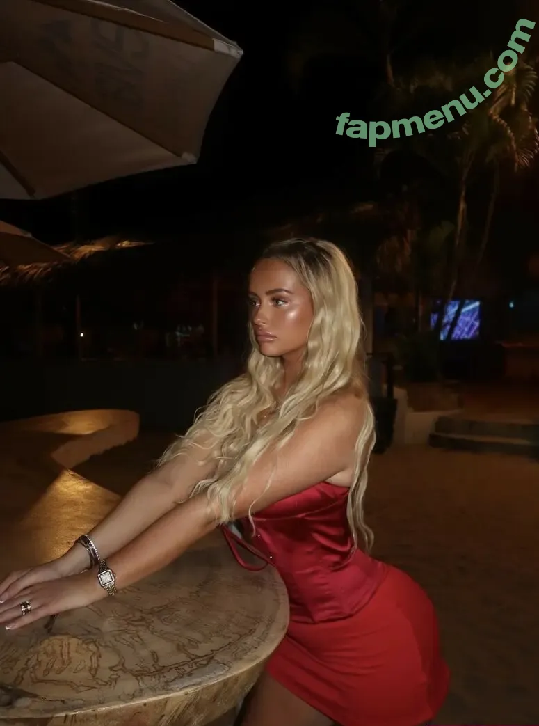 Olivia Mazukina nude photo #0057 (oliviamazukina)