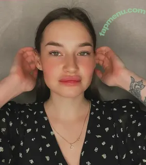 Olivia Moore / Oliviamooreee / olivia_fl92 nude photo #0023