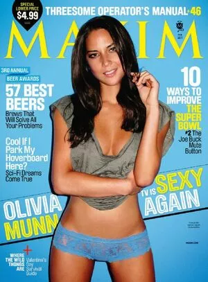 Olivia Munn / oliviamunn nude photo #0586