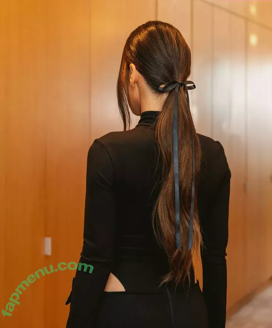 Olivia Munn nude photo #0513 (oliviamunn)