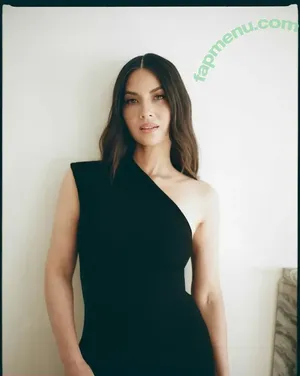 Olivia Munn / oliviamunn nude photo #1179