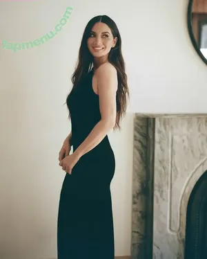 Olivia Munn / oliviamunn nude photo #1182