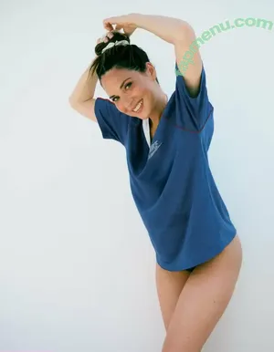 Olivia Munn / oliviamunn nude photo #1205