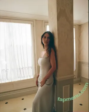 Olivia Munn / oliviamunn nude photo #1228