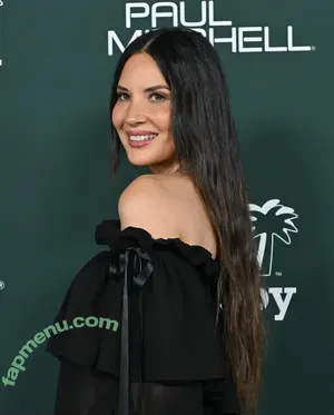 Olivia Munn / oliviamunn nude photo #1261