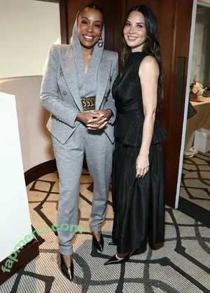 Olivia Munn / oliviamunn nude photo #1302