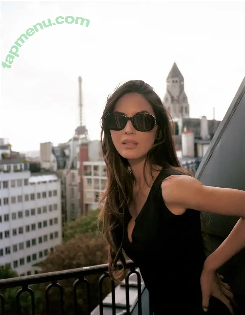 Olivia Munn nude photo #1241 (oliviamunn)