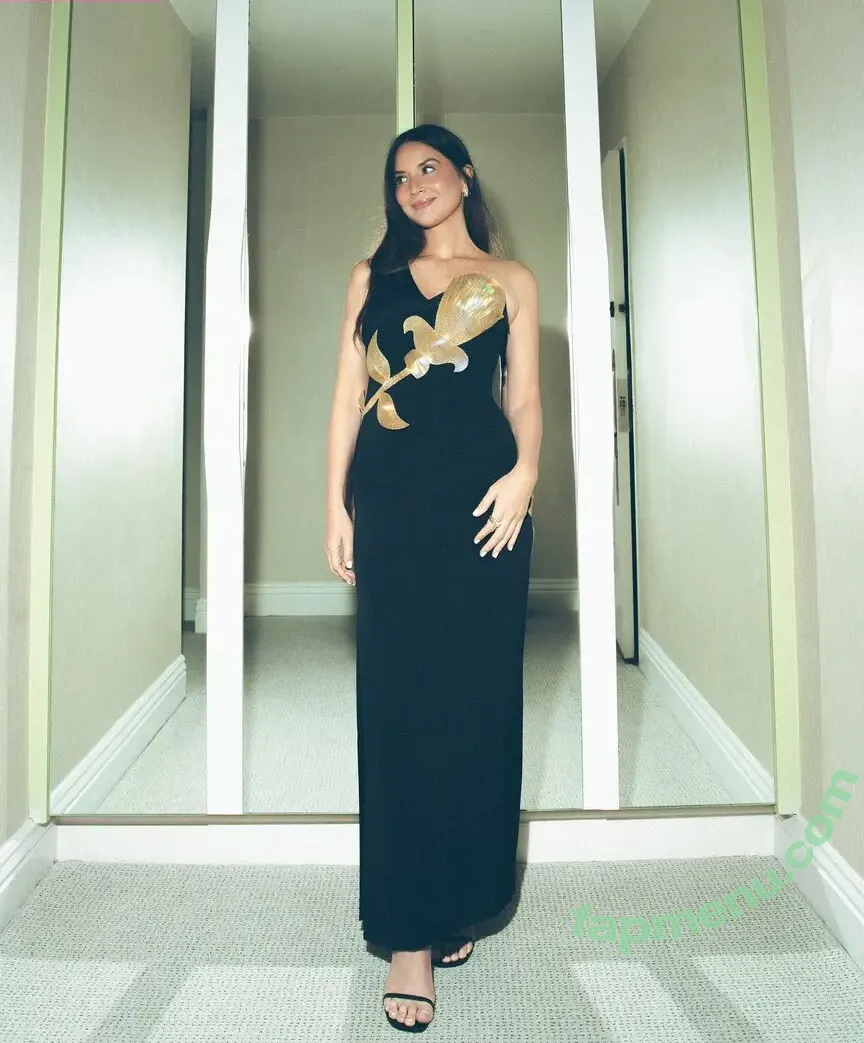 Olivia Munn nude photo #1248 (oliviamunn)