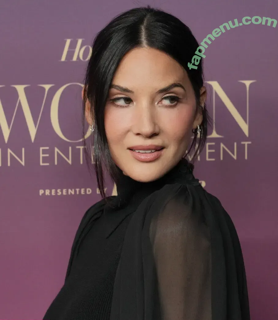 Olivia Munn nude photo #1317 (oliviamunn)