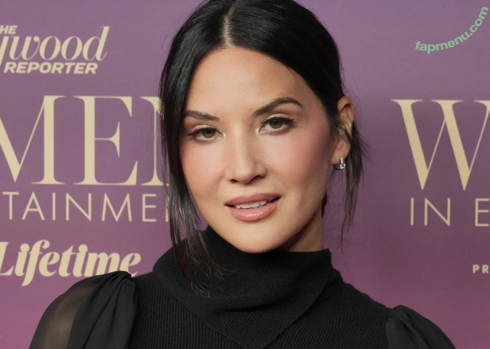 Olivia Munn nude photo #1332 (oliviamunn)