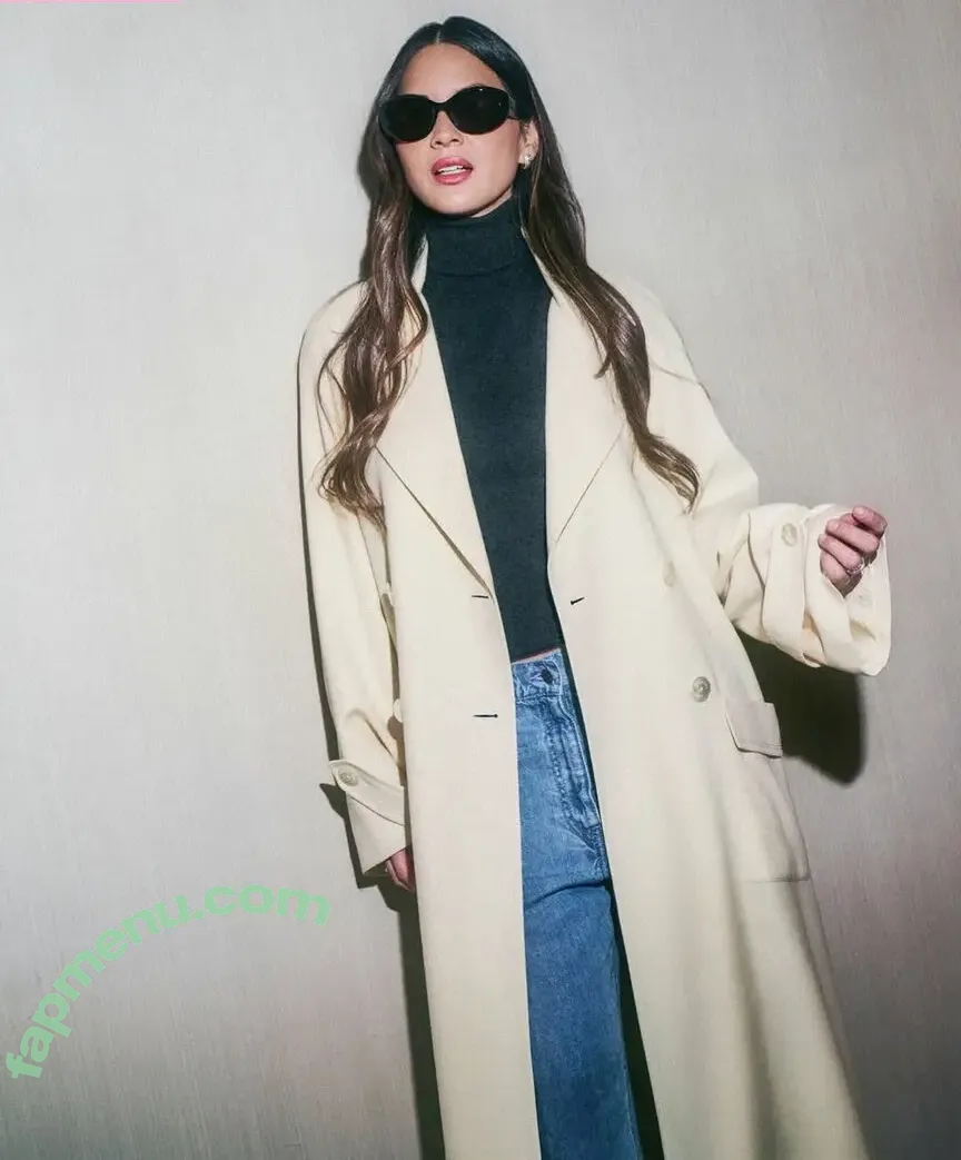 Olivia Munn nude photo #1379 (oliviamunn)