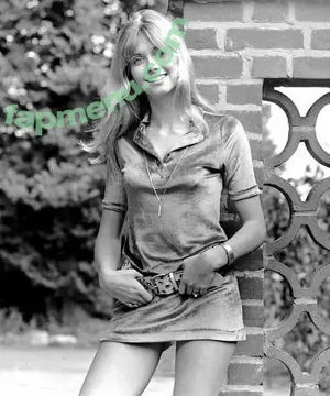 Olivia Newton John / therealonj nude photo #0034