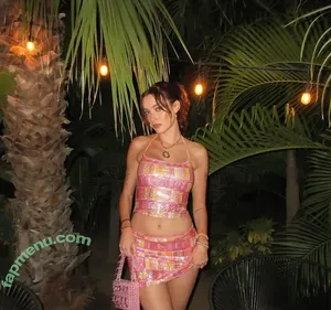 Olivia OBrien / olivialauren / oliviaobrien nude photo #0115