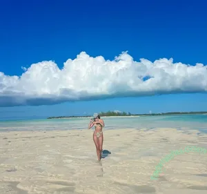 Olivia OBrien / olivialauren / oliviaobrien nude photo #0198