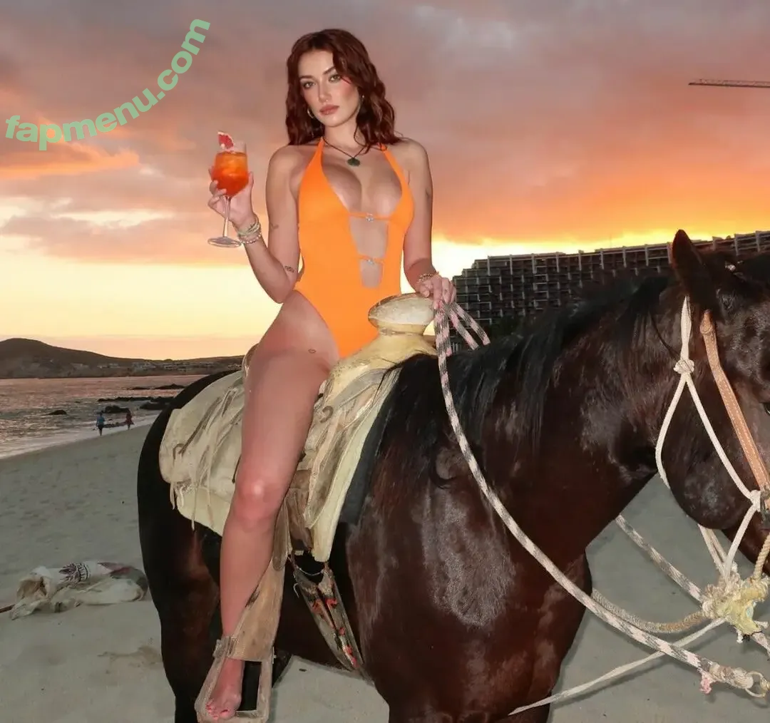 Olivia OBrien nude photo #0121 (olivialauren / oliviaobrien)