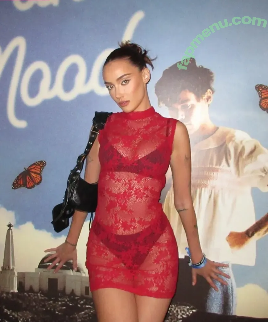 Olivia OBrien nude photo #0135 (olivialauren / oliviaobrien)