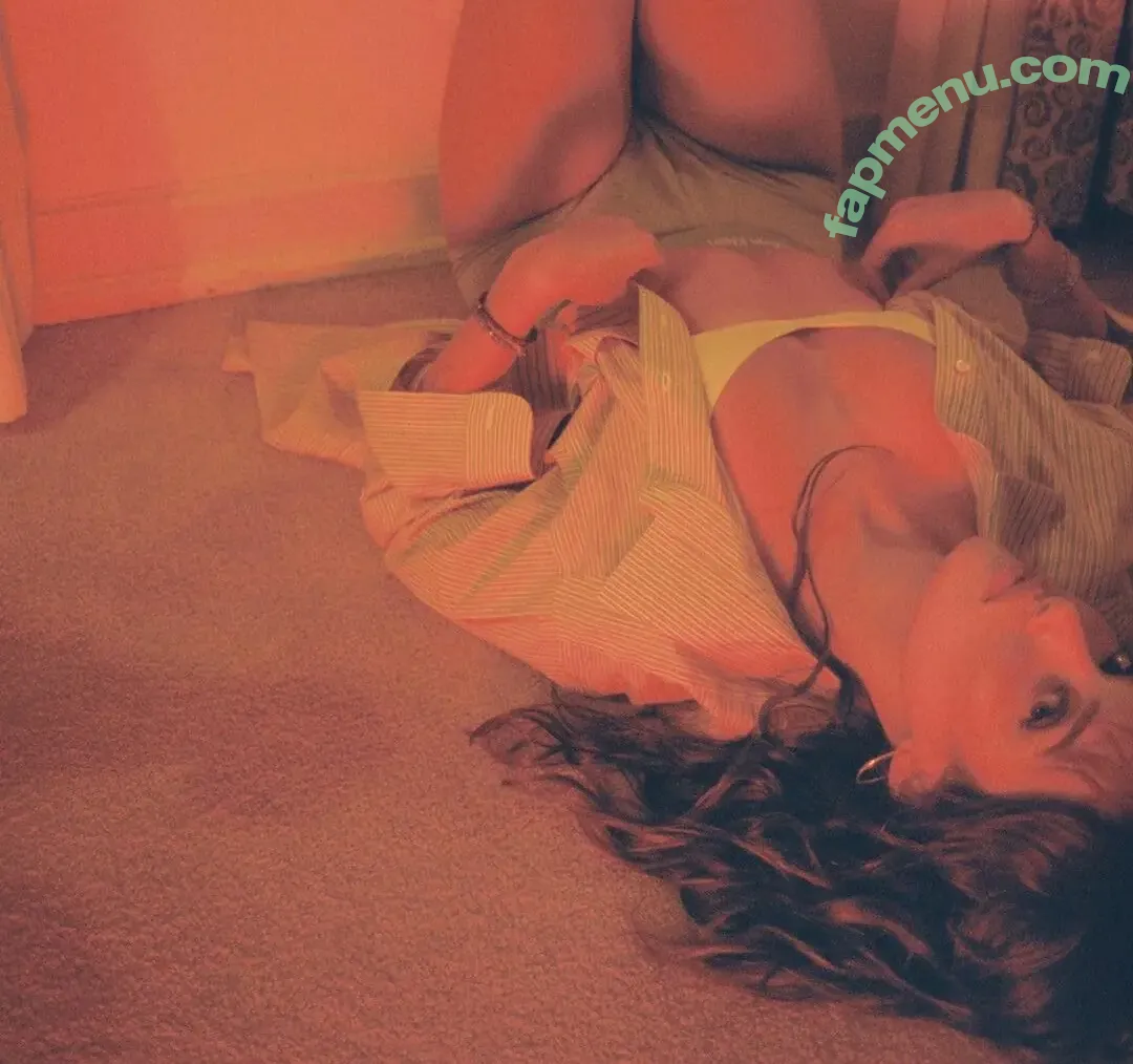 Olivia OBrien nude photo #0267 (olivialauren / oliviaobrien)