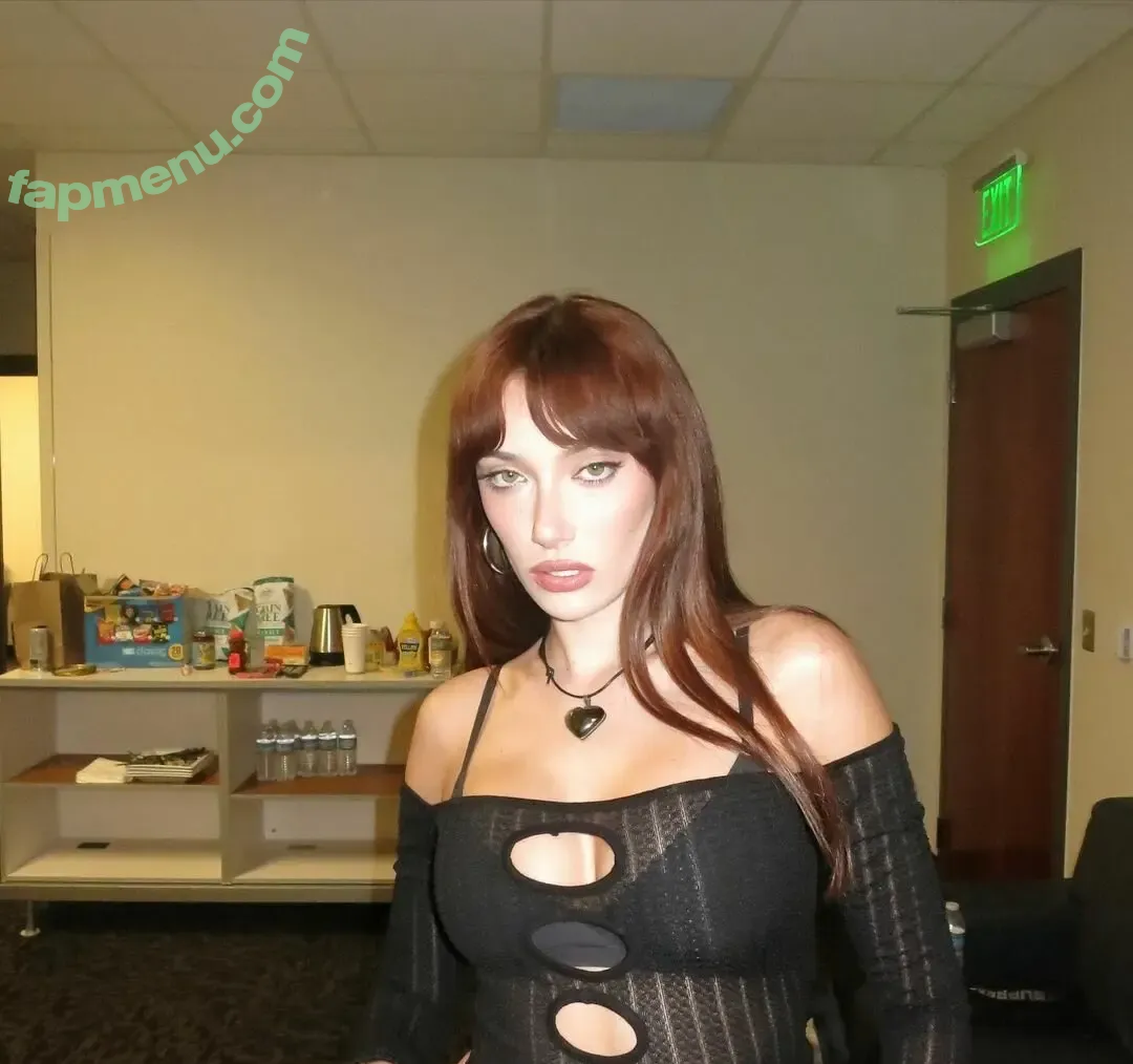 Olivia OBrien nude photo #0272 (olivialauren / oliviaobrien)