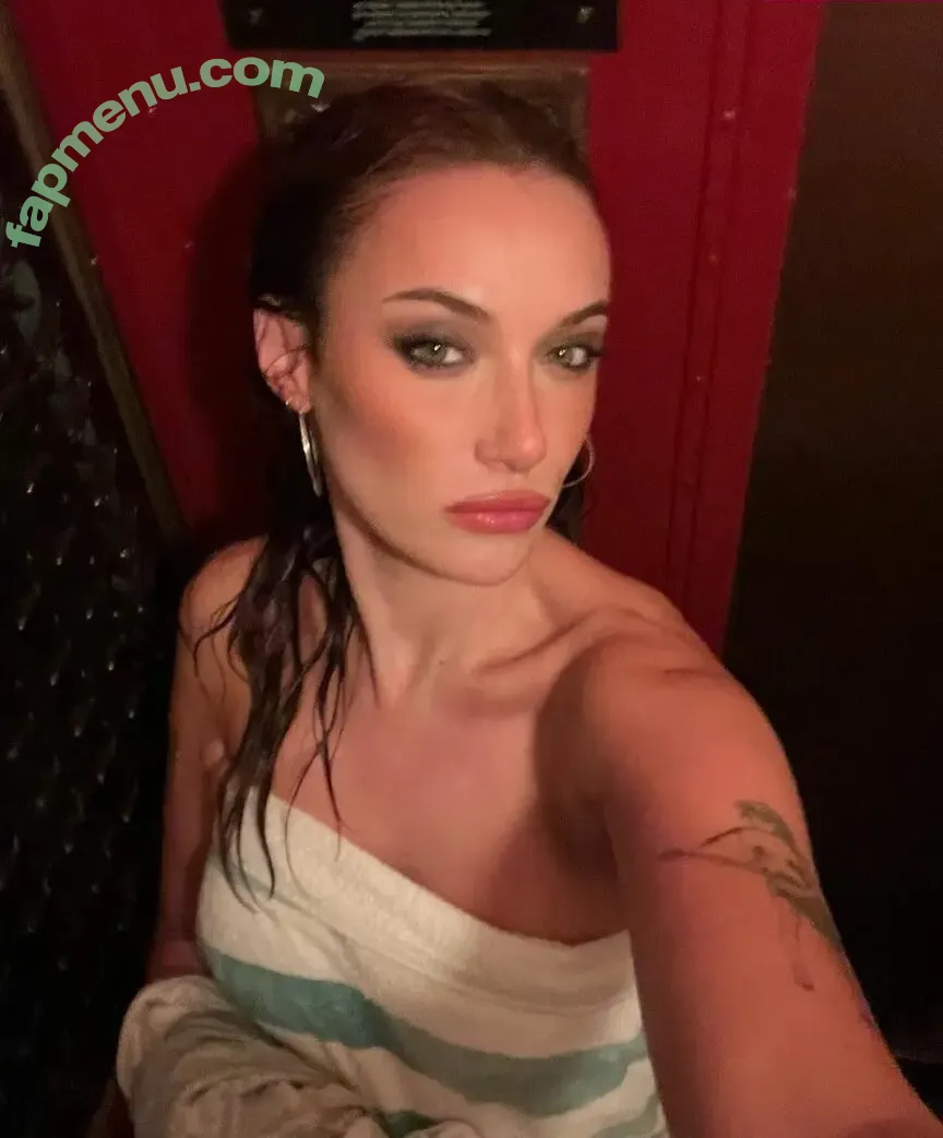 Olivia OBrien nude photo #0284 (olivialauren / oliviaobrien)