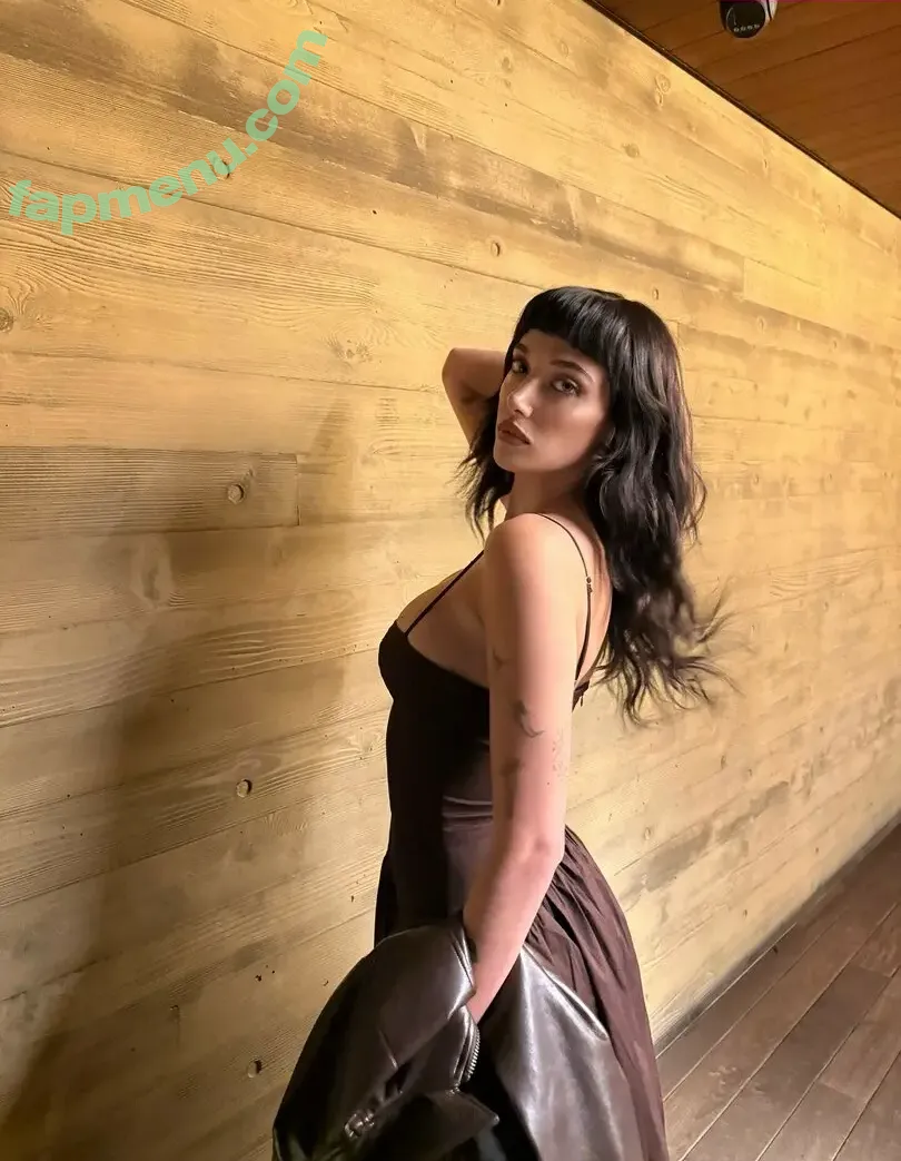Olivia OBrien nude photo #0848 (olivialauren / oliviaobrien)