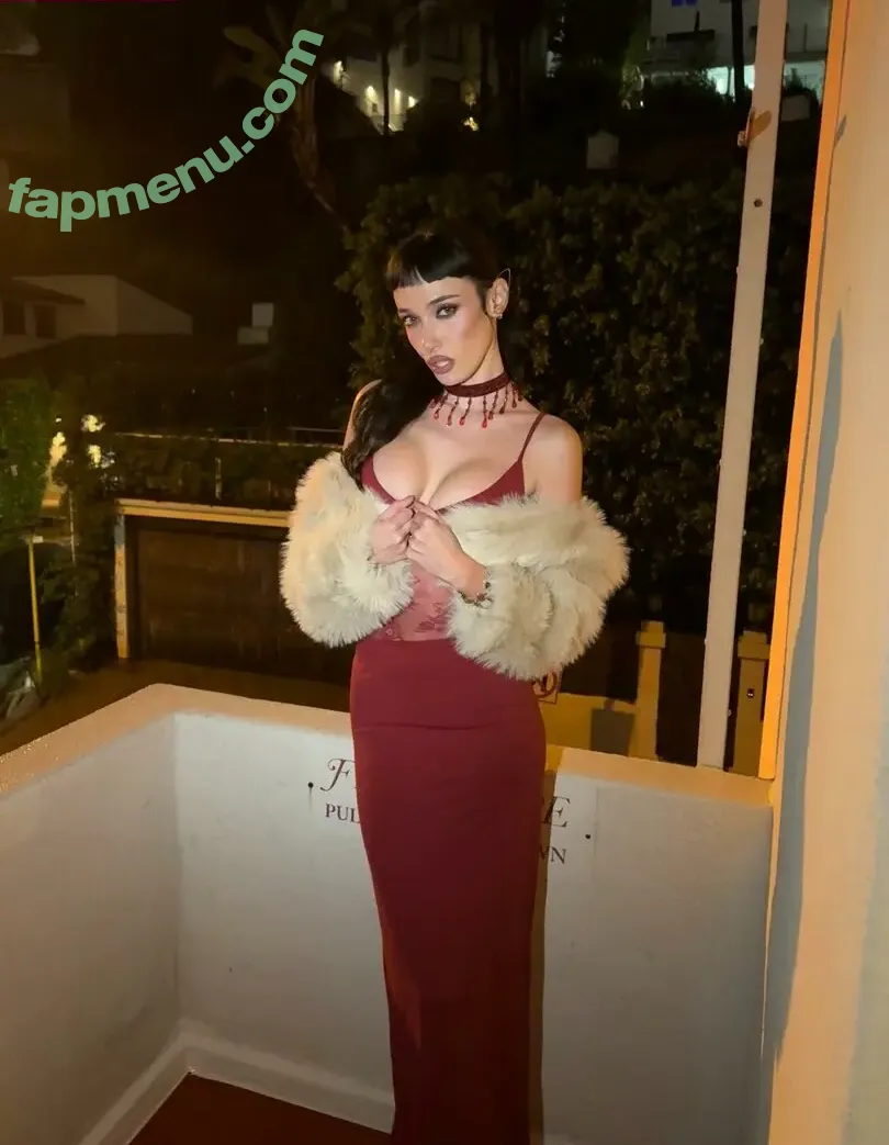 Olivia OBrien nude photo #0884 (olivialauren / oliviaobrien)