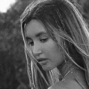 Olivia Patmore / oliviapatmore nude photo #0009