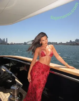 Olivia Phillips / oliviaphillipps nude photo #0022