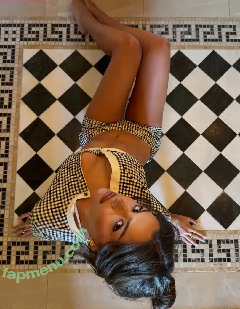 Olivia Phillips nude photo #0027 (oliviaphillipps)