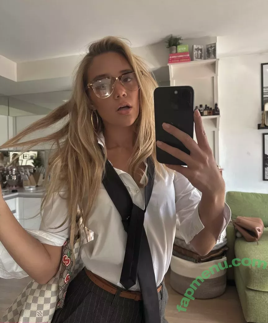 Olivia Ponton nude photo #2919 (iamoliviaponton / olivia.ponton / olivia_ponton / oliviaponton9366)