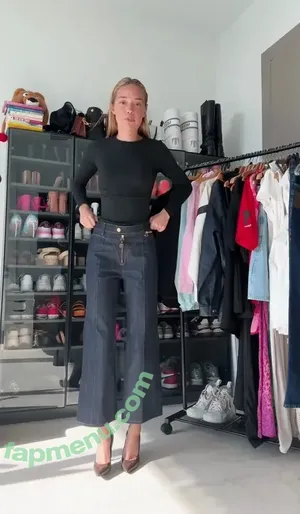 Olivia Ponton / iamoliviaponton / olivia.ponton / olivia_ponton / oliviaponton9366 nude photo #3738