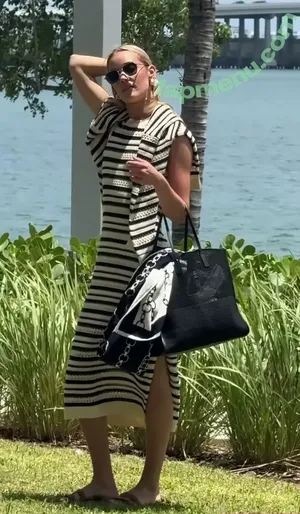 Olivia Ponton / iamoliviaponton / olivia.ponton / olivia_ponton / oliviaponton9366 nude photo #3783