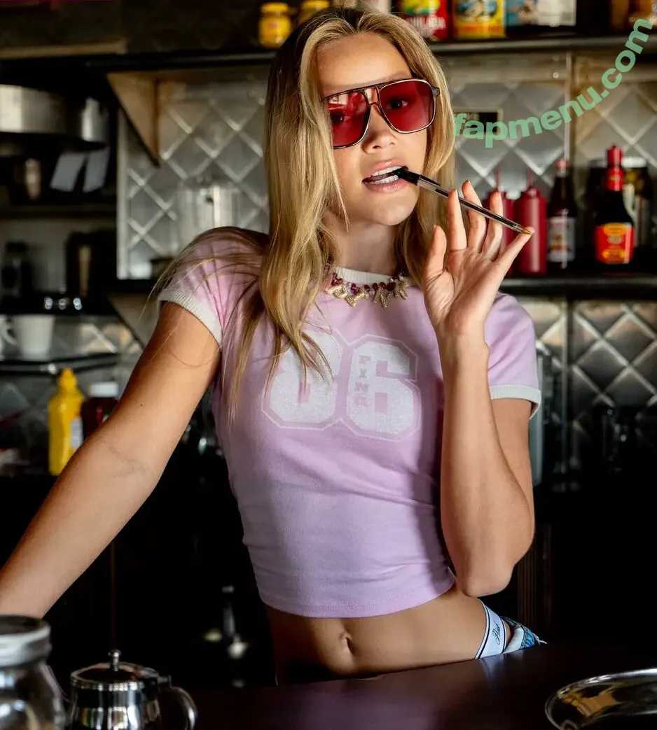 Olivia Ponton nude photo #3595 (iamoliviaponton / olivia.ponton / oliviaponton9366)