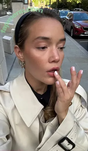 Olivia Ponton / olivia.ponton / olivia_ponton nude photo #4244