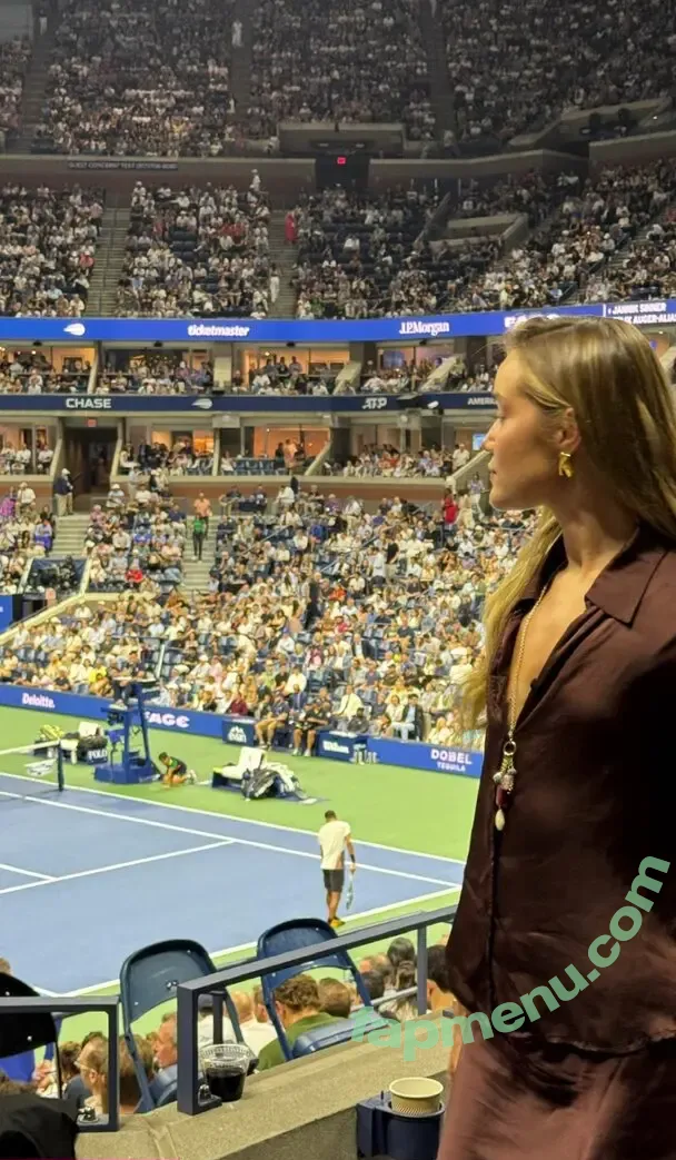 Olivia Ponton nude photo #4091 (olivia.ponton / olivia_ponton)