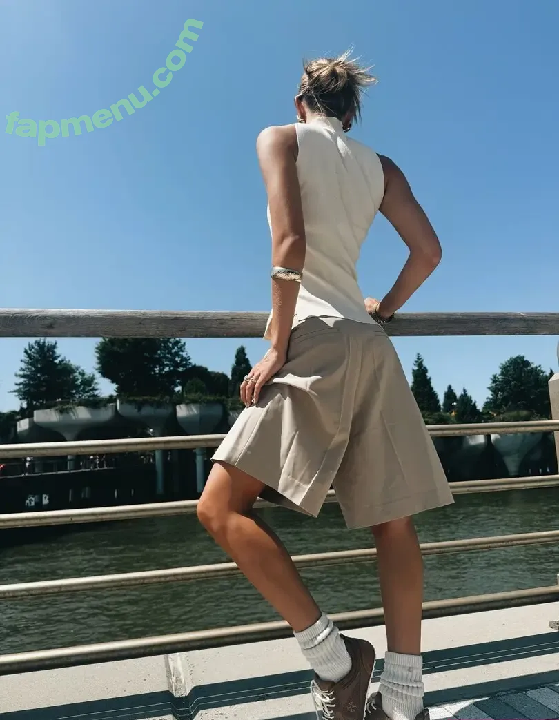 Olivia Ponton nude photo #4174 (olivia.ponton / olivia_ponton)