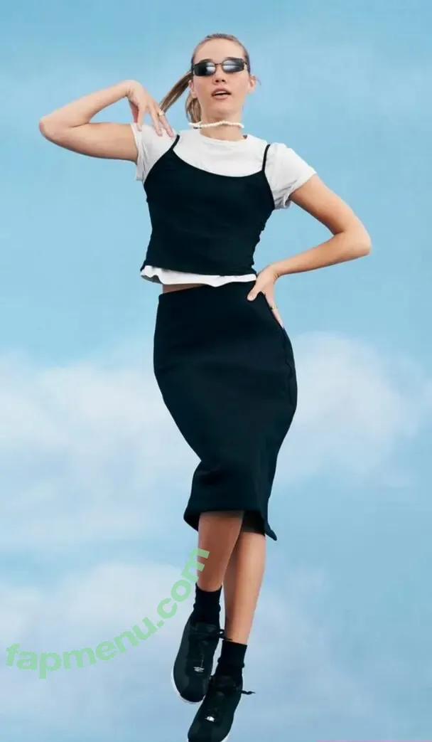 Olivia Ponton nude photo #4211 (olivia.ponton / olivia_ponton)