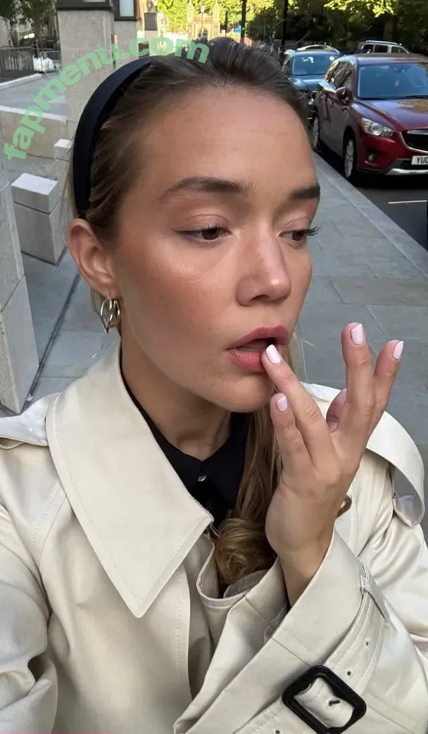 Olivia Ponton nude photo #4244 (olivia.ponton / olivia_ponton)