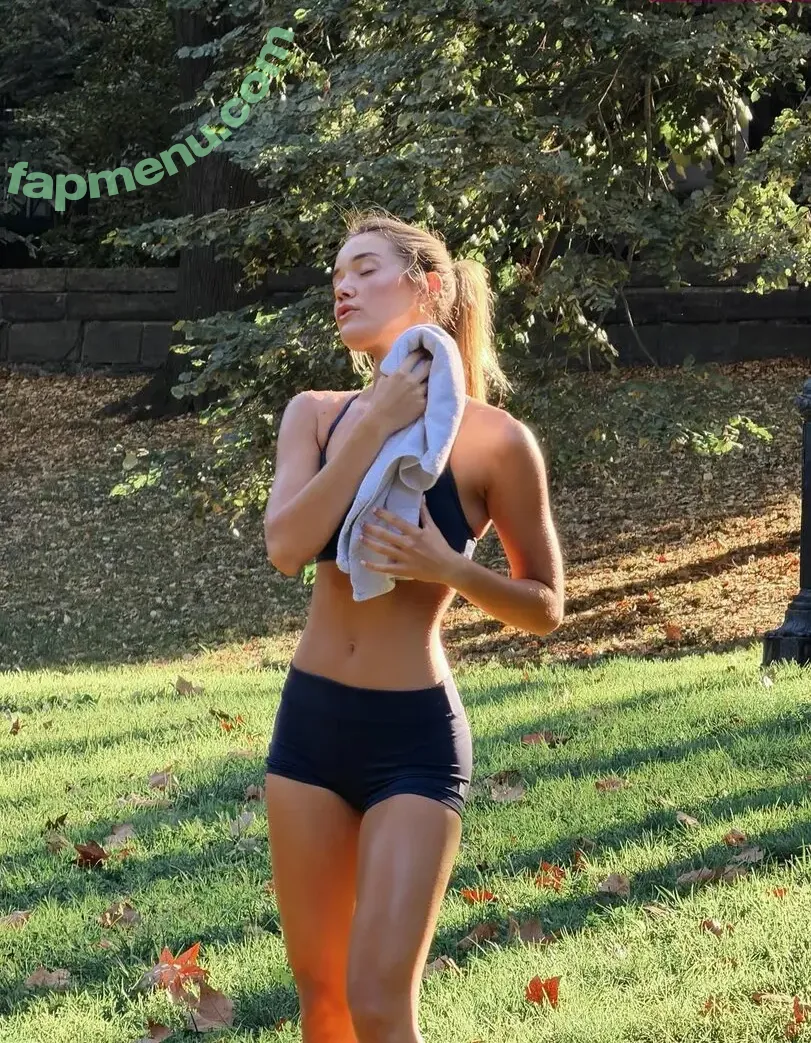 Olivia Ponton nude photo #4274 (olivia.ponton / olivia_ponton)